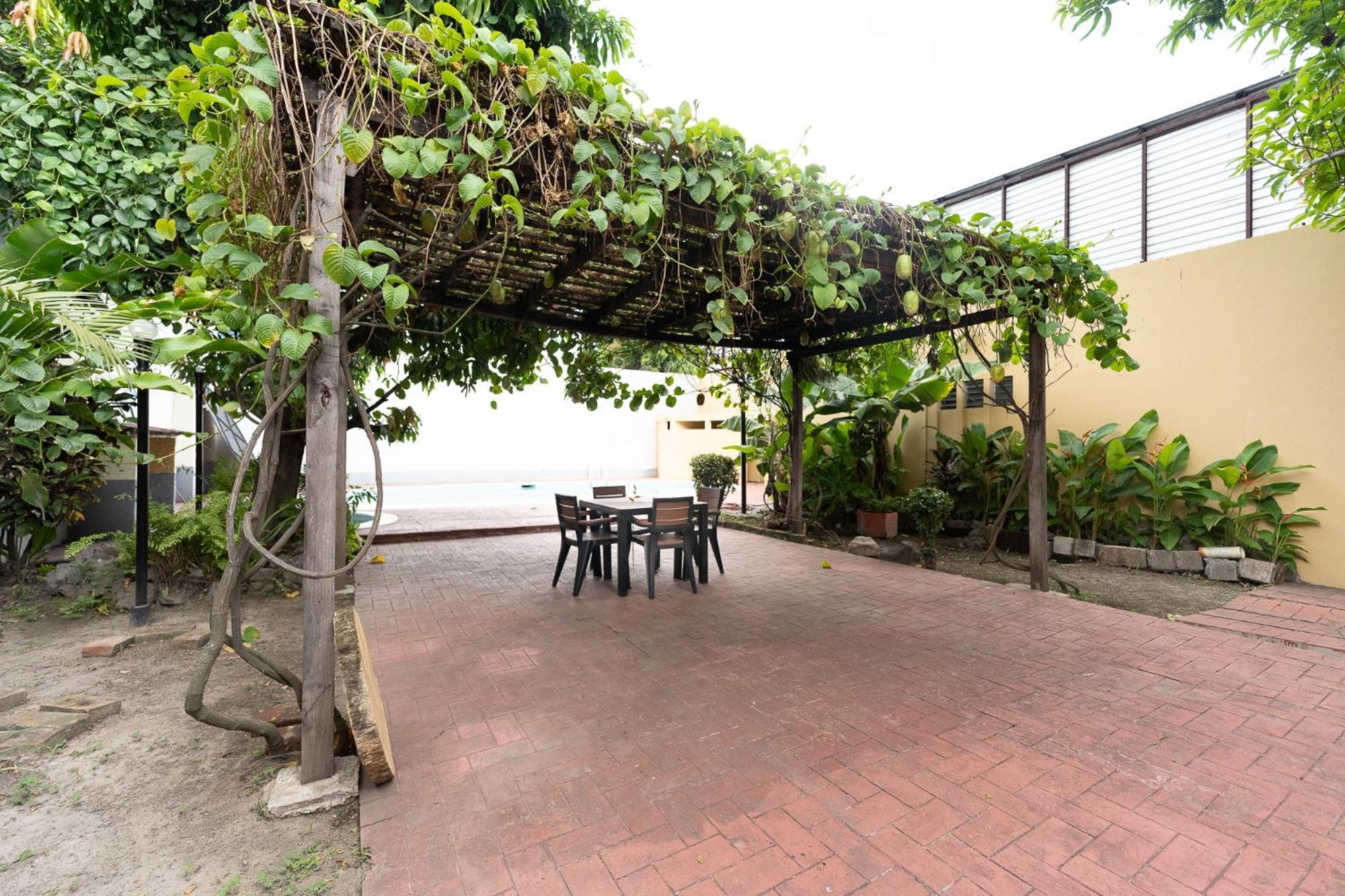 Volcano Hostal Y Restaurante 圣萨尔瓦多 外观 照片