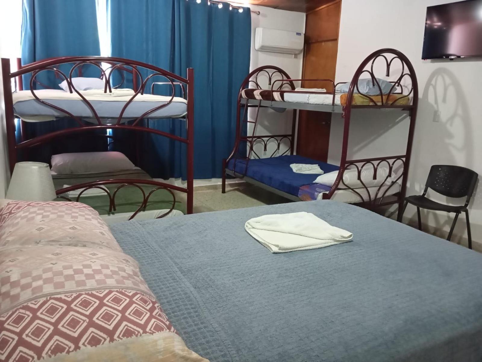 Volcano Hostal Y Restaurante 圣萨尔瓦多 外观 照片
